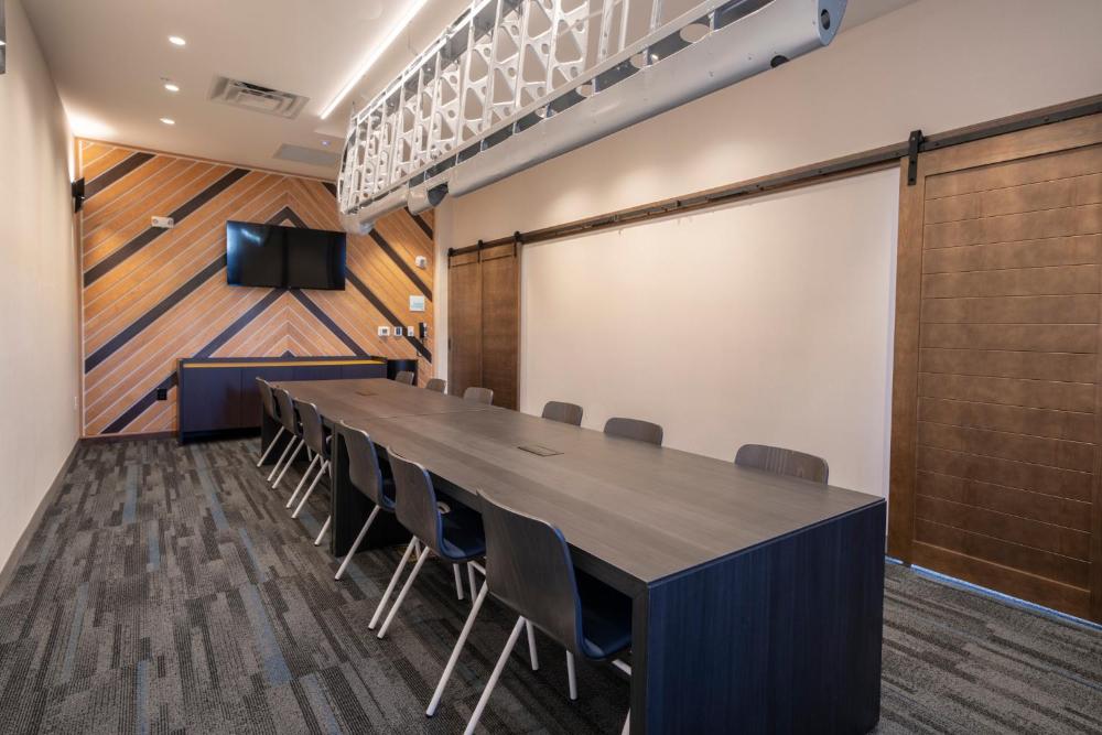 Holiday Inn Express & Suites Fort Walton Beach - Eglin Area by IHG